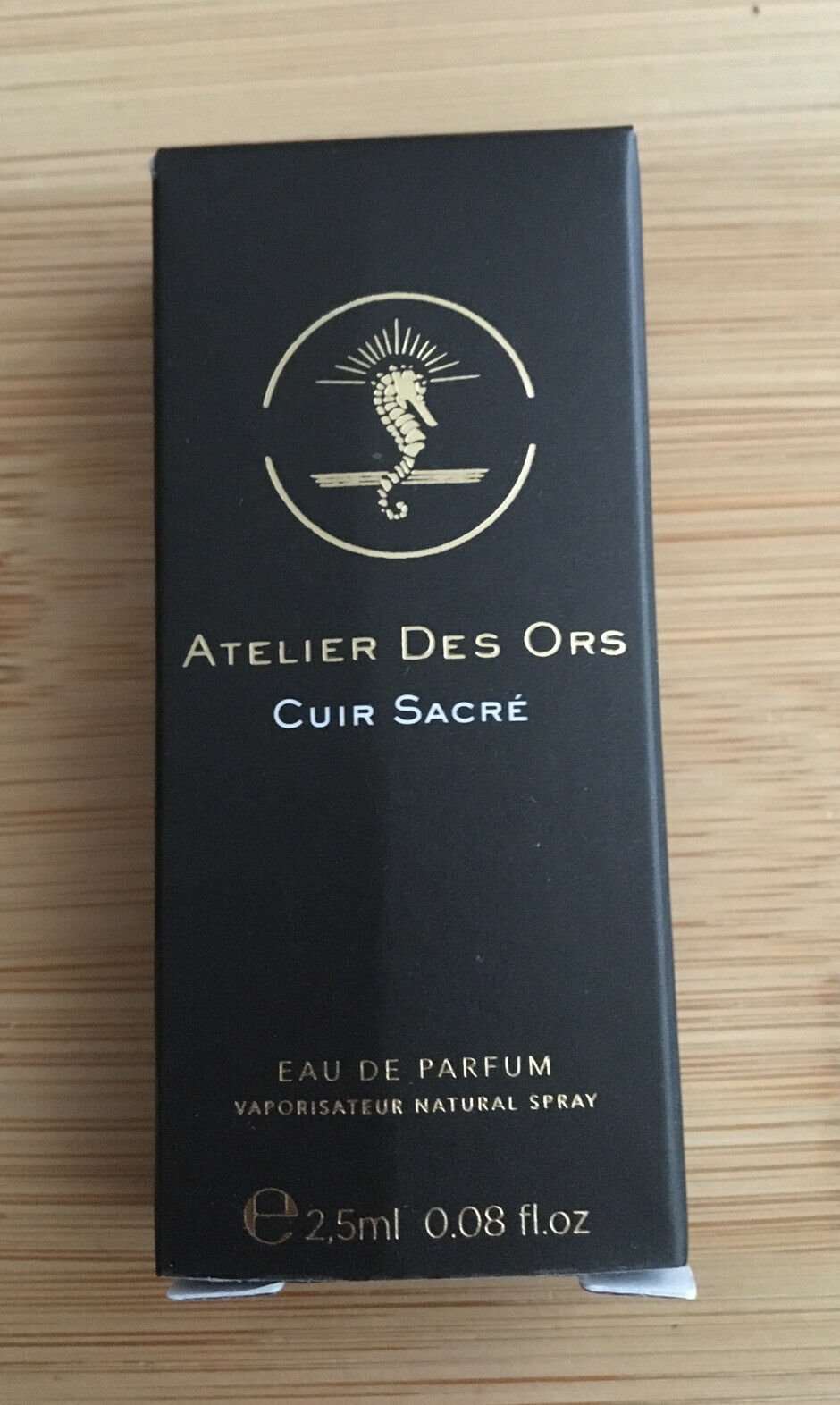 Atelier Des Ors Cuir Sacre 2,5ml 0,08 fl. oz. επίσημο δείγμα αρώματος