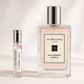 Δείγμα αρώματος Jo Malone Raspberry Ripple 2ml δίπλα σε μπουκάλι αρώματος Jo Malone Raspberry Ripple 100ml