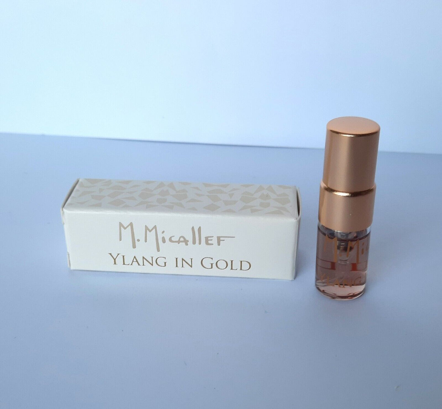 M. Micallef Ylang σε Χρυσό 2ml 0,06 Fl. Oz. επίσημο δείγμα αρώματος