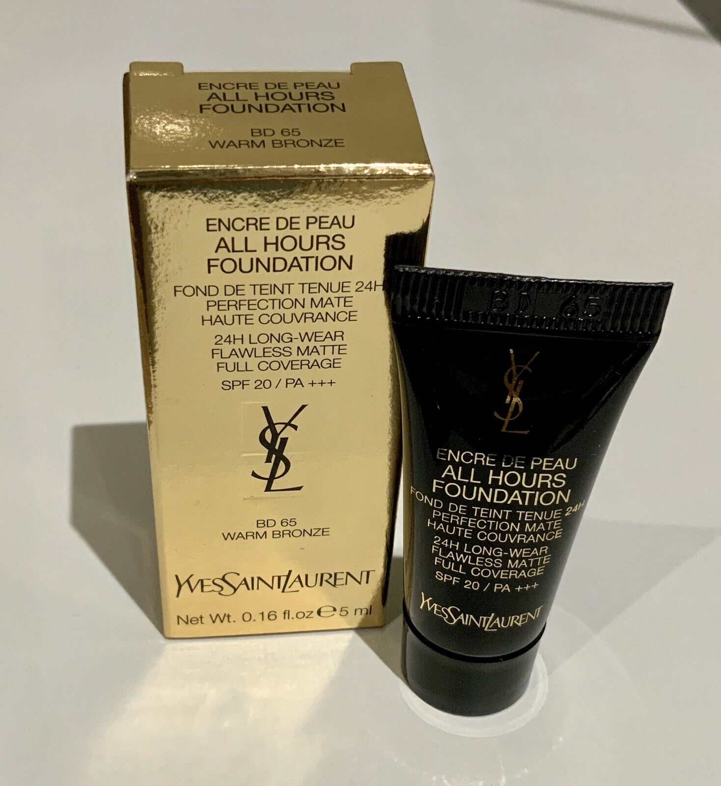 Yves Saint Laurent All Hours Foundation 5ml 0,16 fl. oz. επίσημο δείγμα περιποίησης δέρματος Απόχρωση B 10 Ζεστό Πορσελάνη